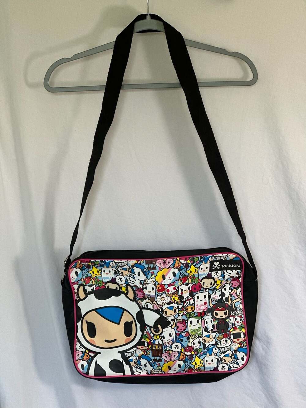 Tokidoki x LeSportsac Messenger Crossbody Bag – Kawaii Character, Black & Pink
